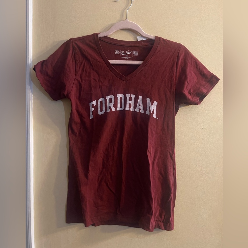 “The Victory” Fordham University v-neck t-shirt, large